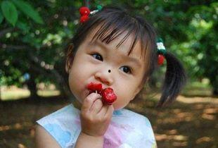 娱乐吃瓜酱带娃,趣味育儿生活大揭秘